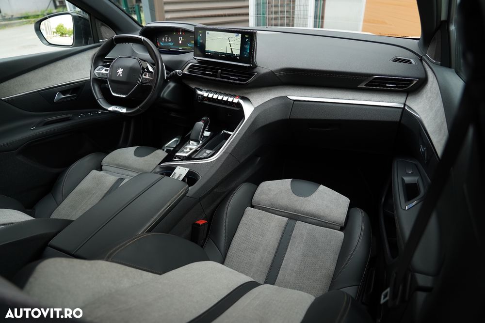 Peugeot 3008 PHEV EAT8 4X4 GT Pack - 11