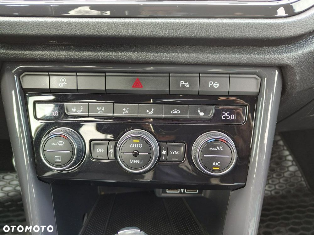 Volkswagen T-Roc 2.0 TSI 4Motion Premium DSG - 10