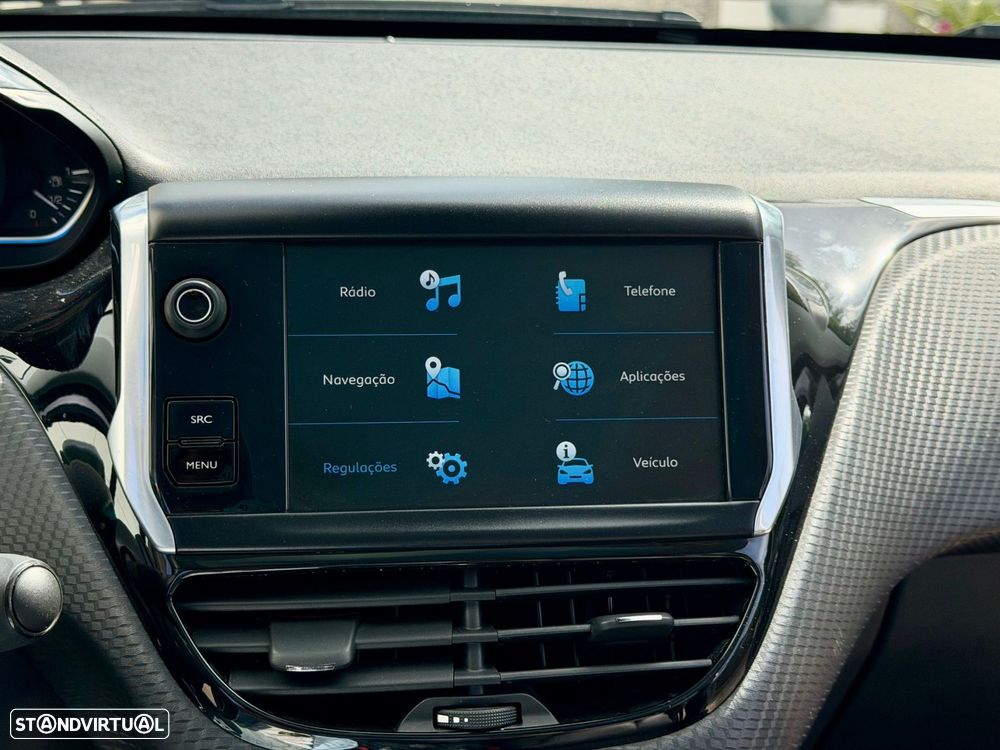 Peugeot 2008 1.2 PureTech Allure Pack - 23