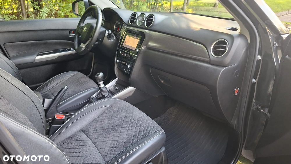 Suzuki Vitara 1.4 Boosterjet mHEV Premium Plus 2WD - 20