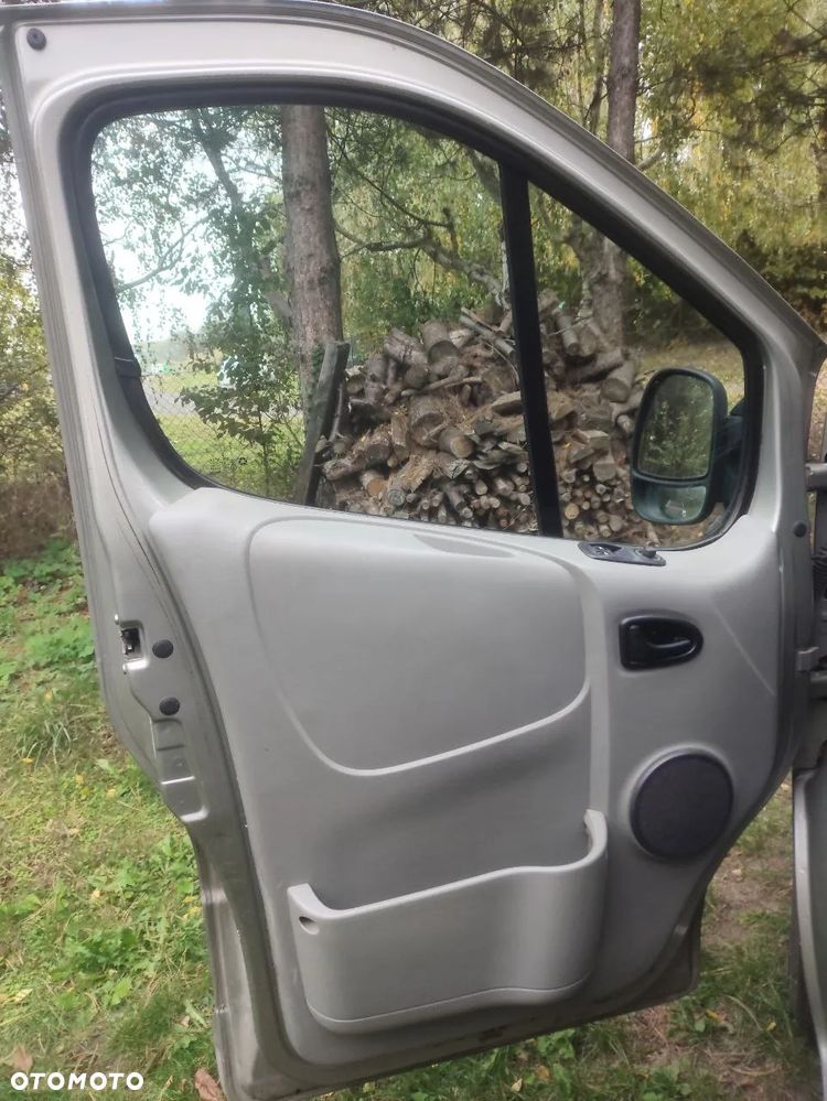 Opel Vivaro - 23