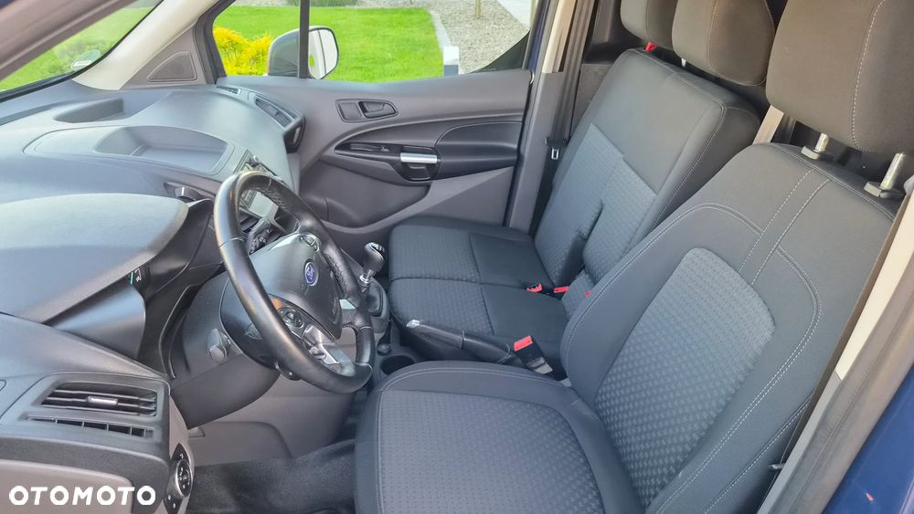 Ford Transit Connect - 8