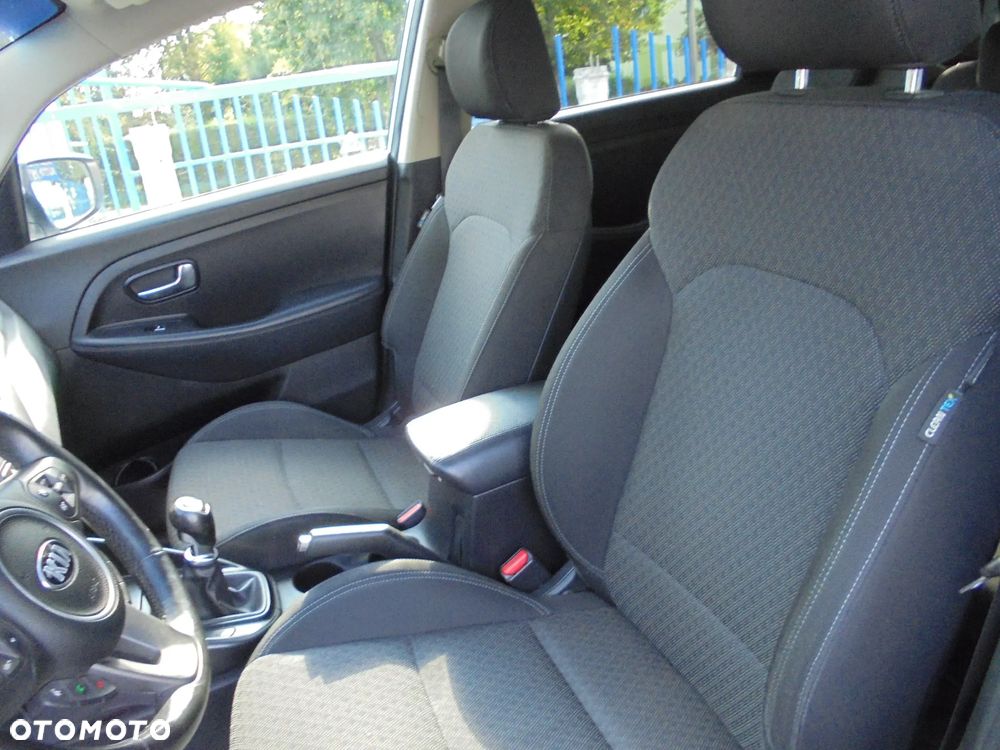 Kia Carens 1.6 GDI L 7os - 6