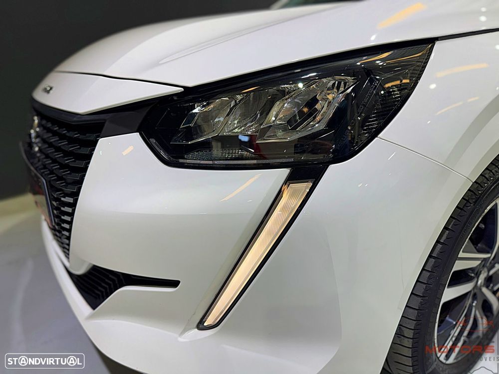 Peugeot 208 1.2 PureTech Allure - 5