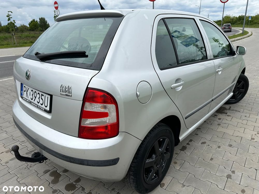 Skoda Fabia - 8