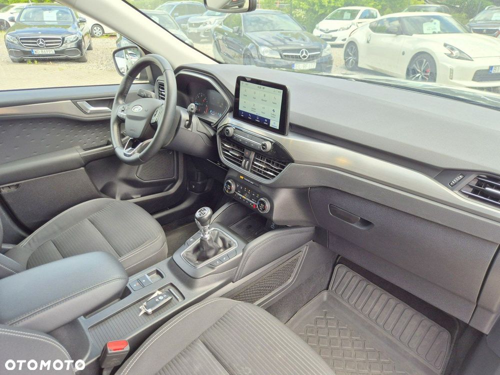 Ford Kuga - 39