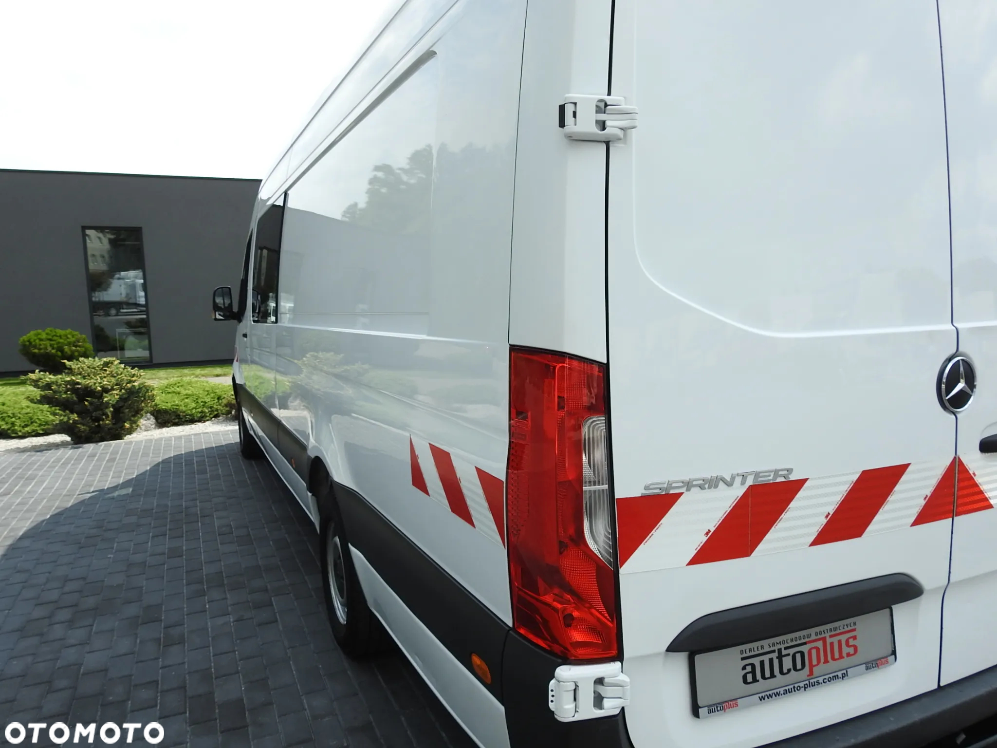 Mercedes-Benz SPRINTER FURGON BRYGADÓWKA 5 MIEJSC TEMPOMAT NAWIGACJA KLIMATYZACJA AUTOMAT 160KM [ 189239 ] - 17