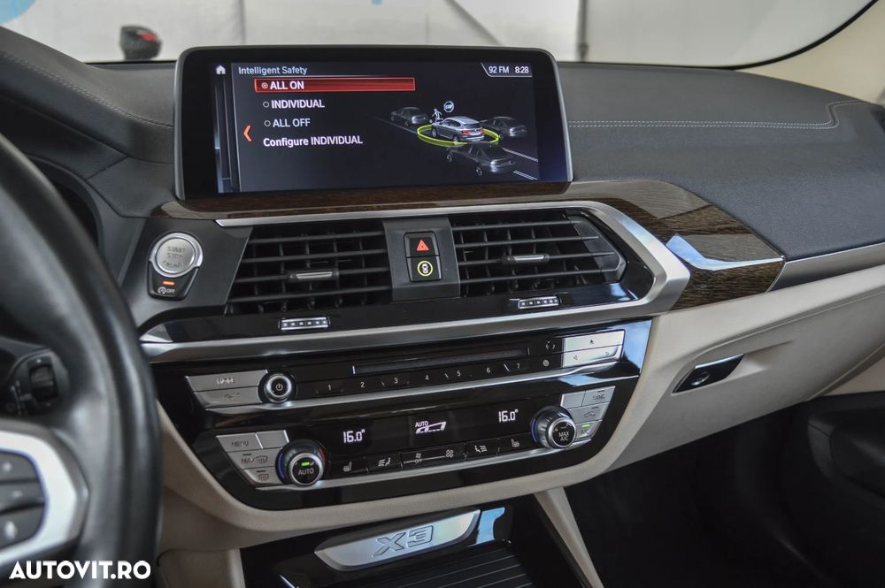 BMW X3 2020 — imagine 26