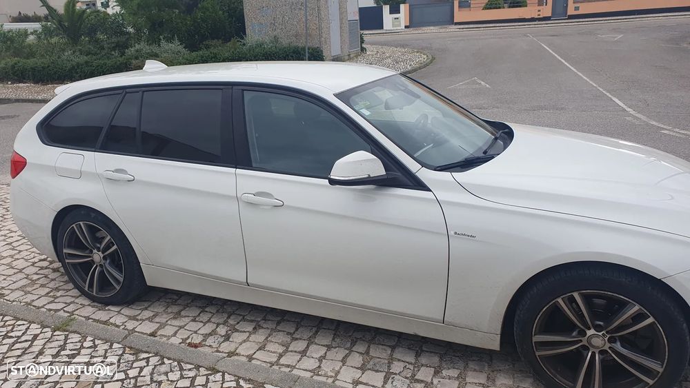 BMW 318 d Aut. - 11