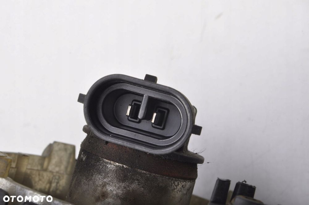 VOLVO C70 II HALOGEN LEWY 0305065001 - 4