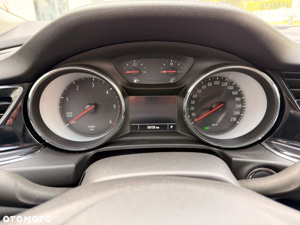 Opel Insignia 1.5 CDTI Business Edition S&S - 11