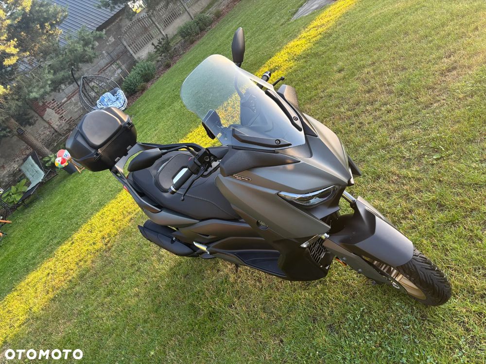 Yamaha X-max - 3