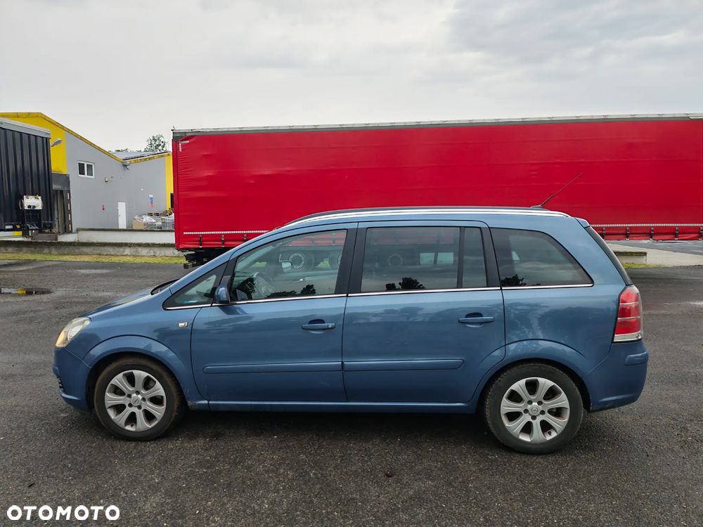 Opel Zafira 1.9 CDTI Cosmo - 3
