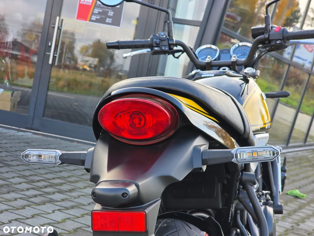 Kawasaki Z 650 RS - 14