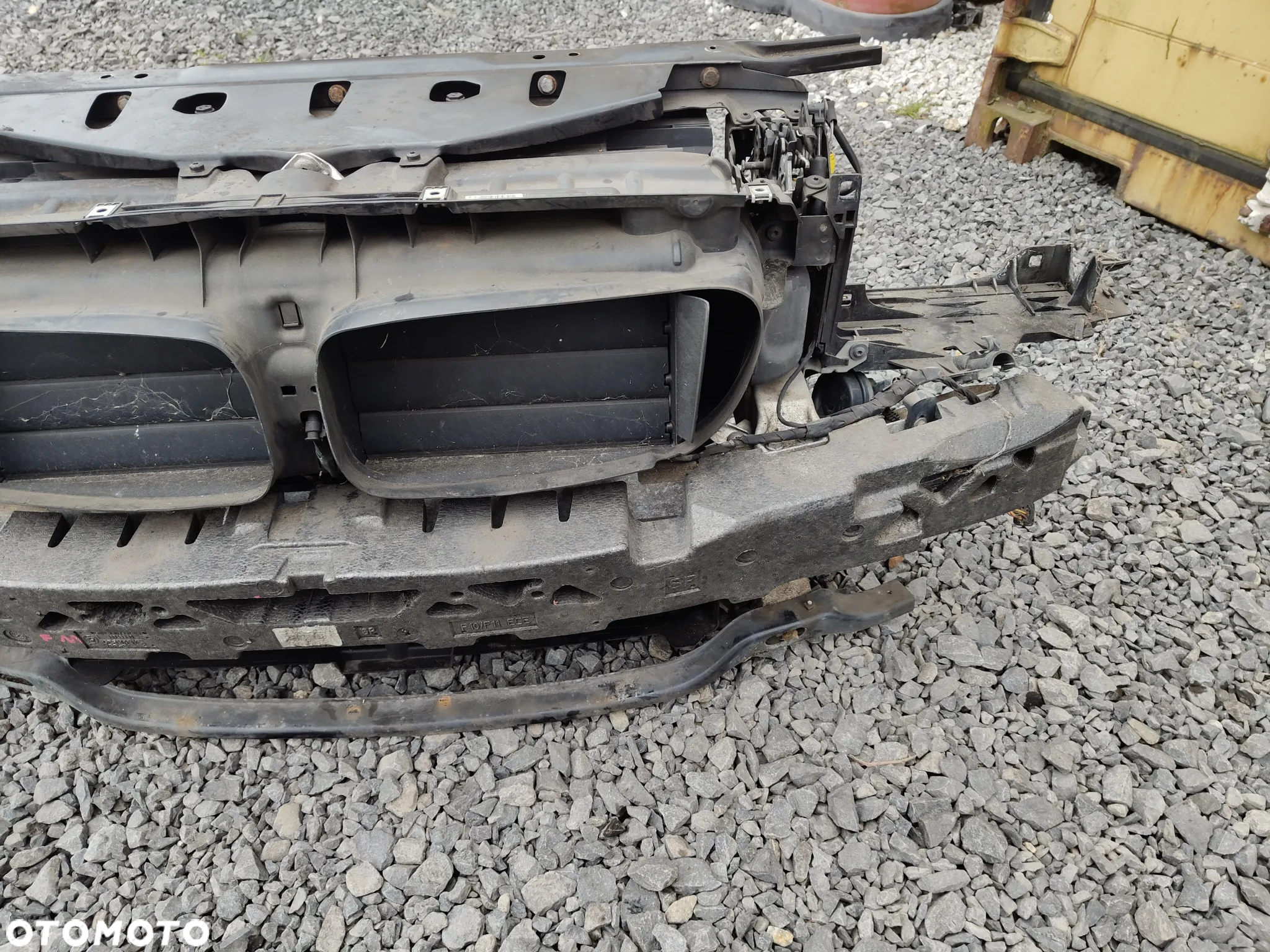 BMW F10 F11 2.0d Wzmocnienie Czołowe PAS CHŁODNICE Belka - 4