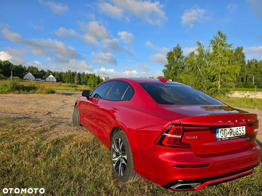Volvo S60 T5 R-Design - 7