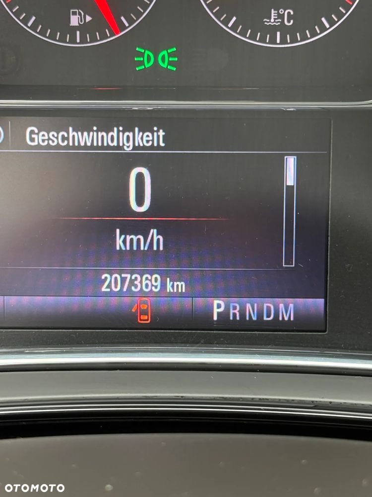 Opel Insignia - 24