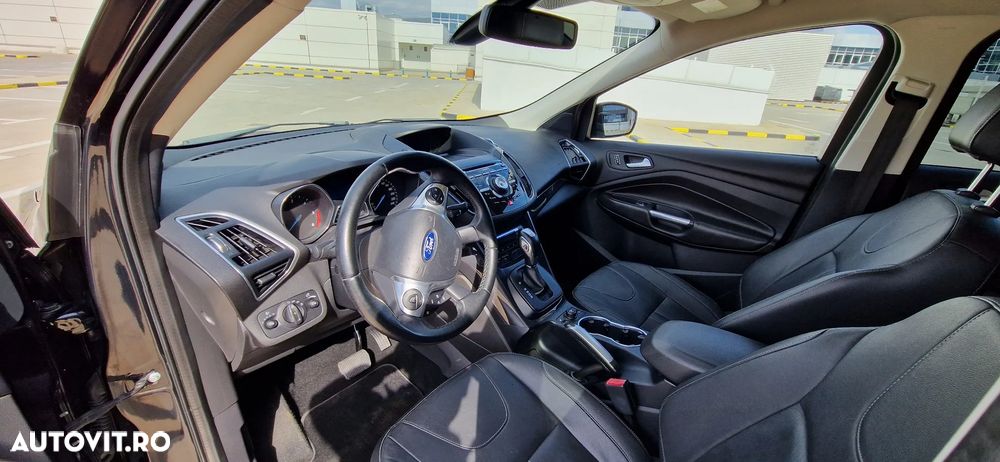 Ford Kuga 2.0 TDCi 4x4 Aut. Titanium - 6