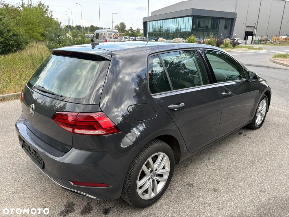Volkswagen Golf 1.6 TDI BlueMotion Technology Comfortline - 8