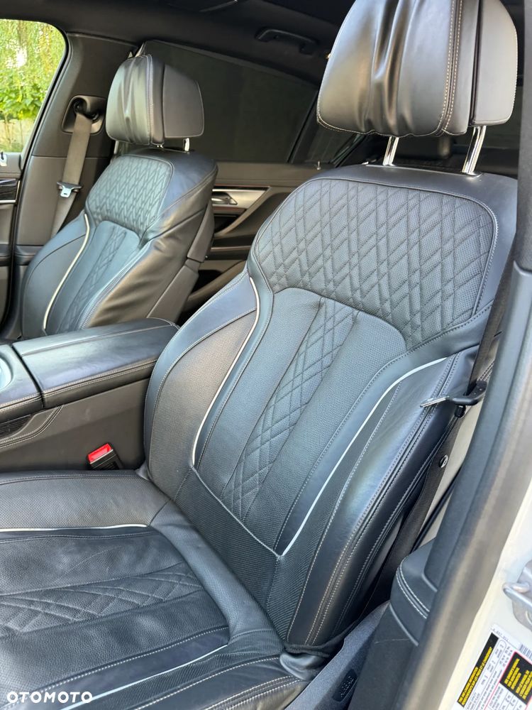 BMW Seria 7 2020
