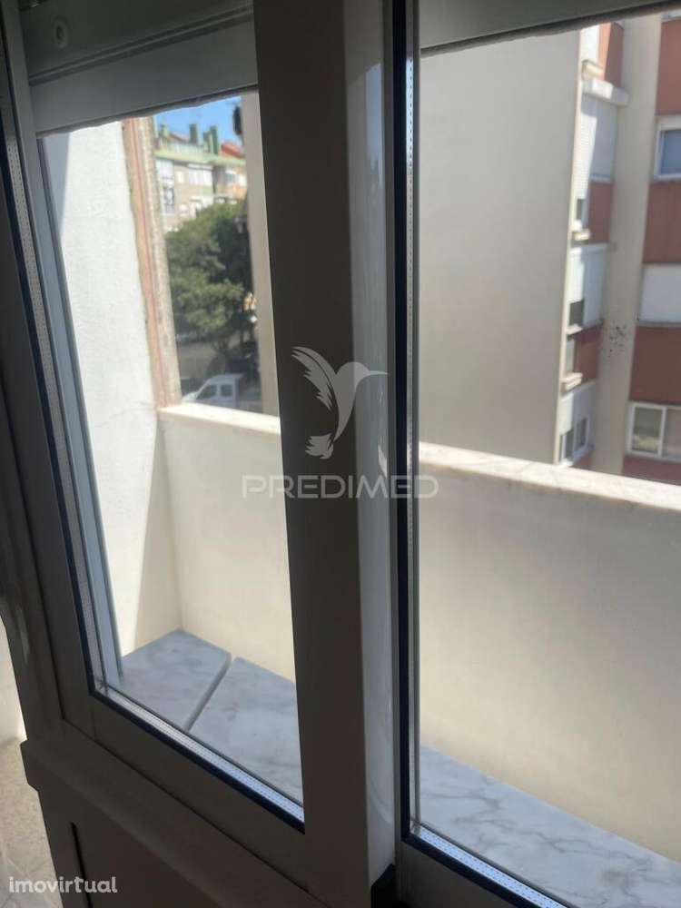 T1 Totalmente Remodelado Amadora - Grande imagem: 5/23