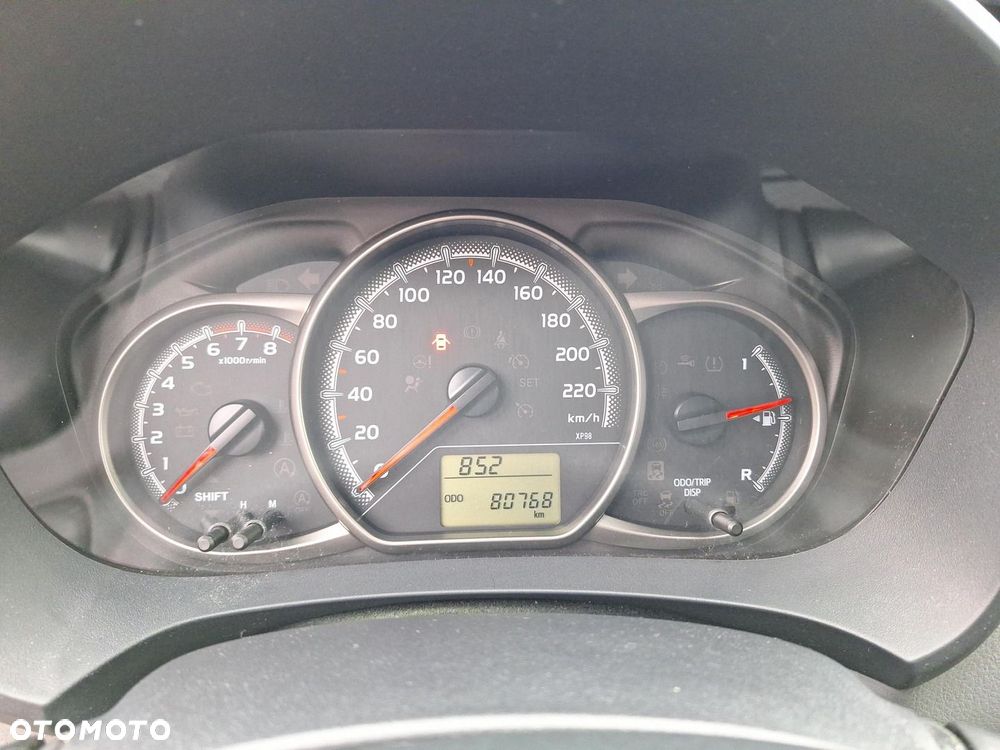 Toyota Yaris 1.0 Active EU6 - 16