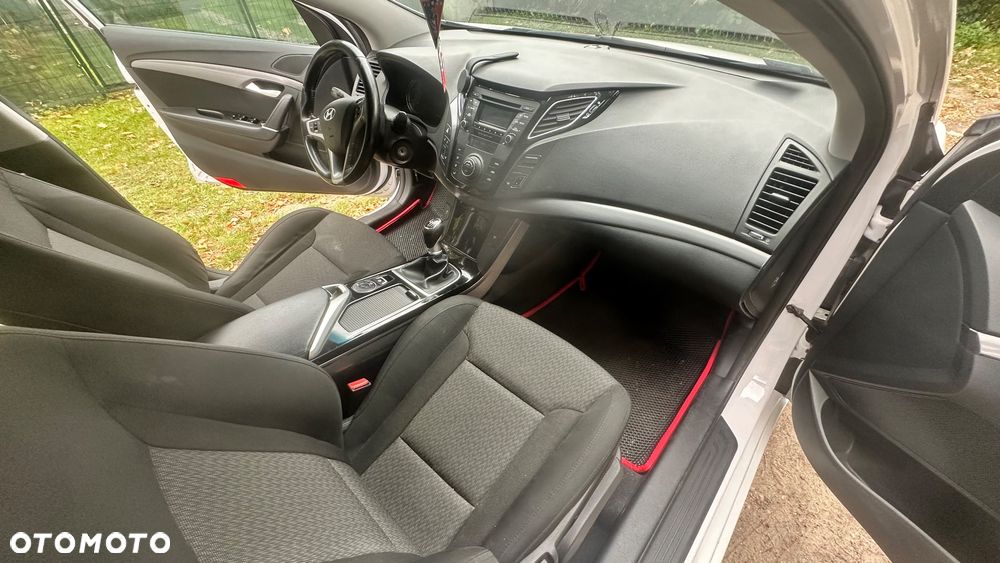 Hyundai i40 - 15