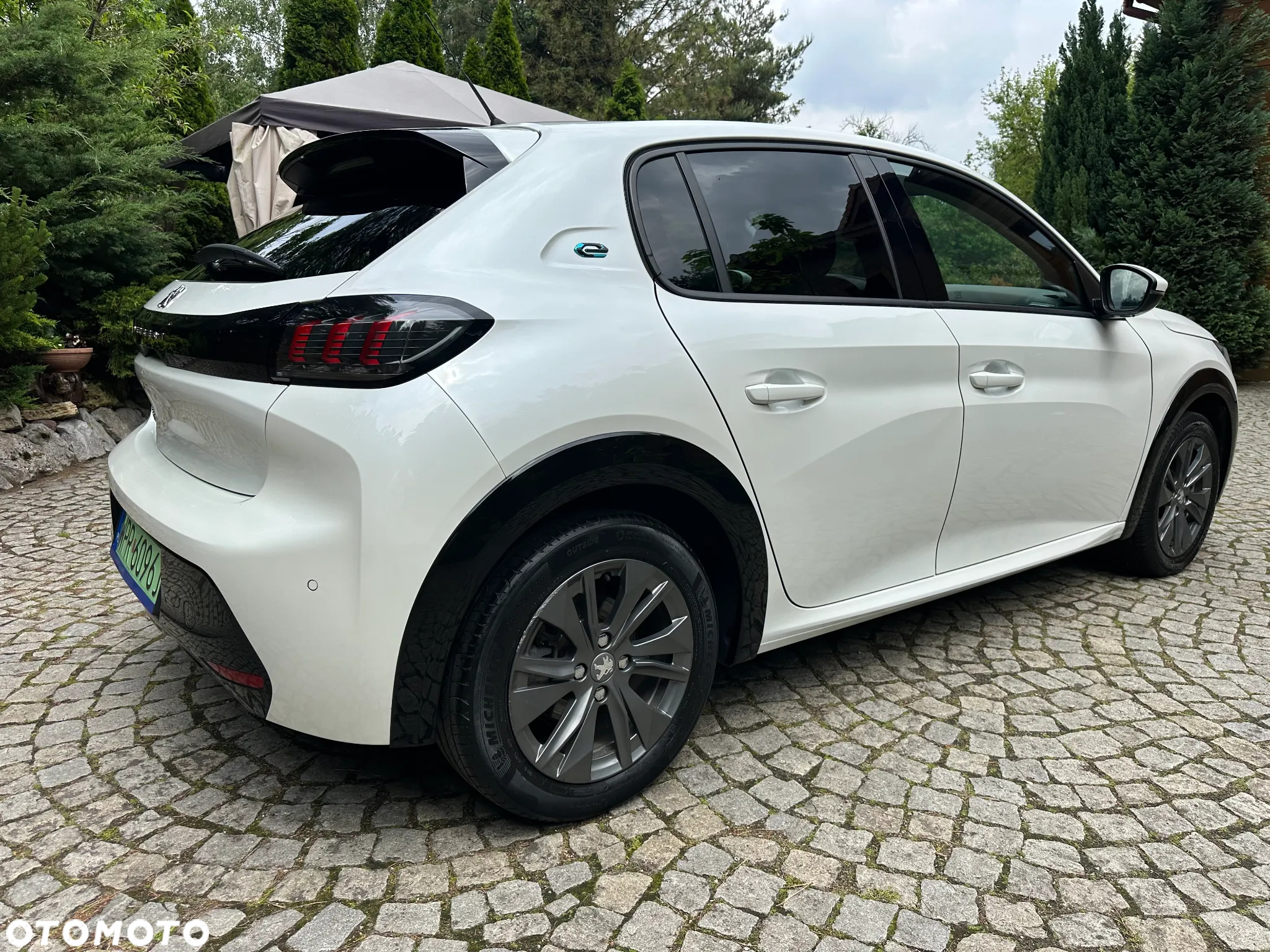 Peugeot 208 e-208 Allure - 7