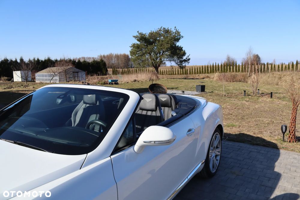 Bentley Continental GT - 4