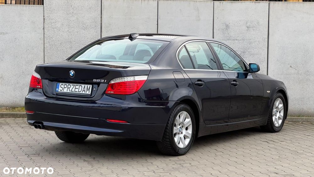 BMW Seria 5 523i - 20