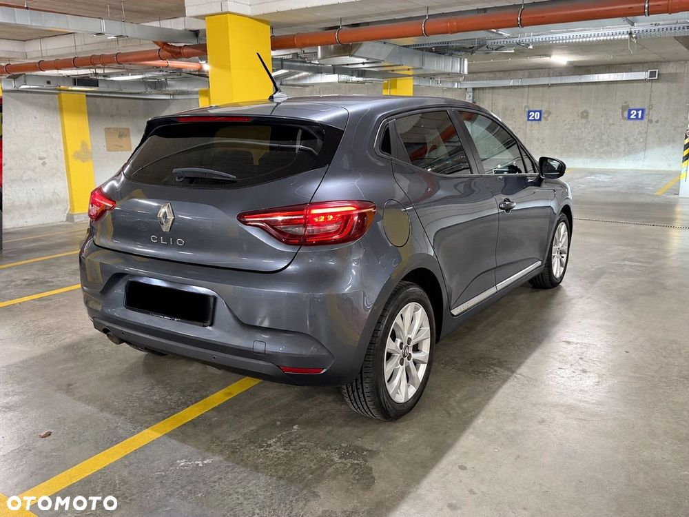 Renault Clio - 7