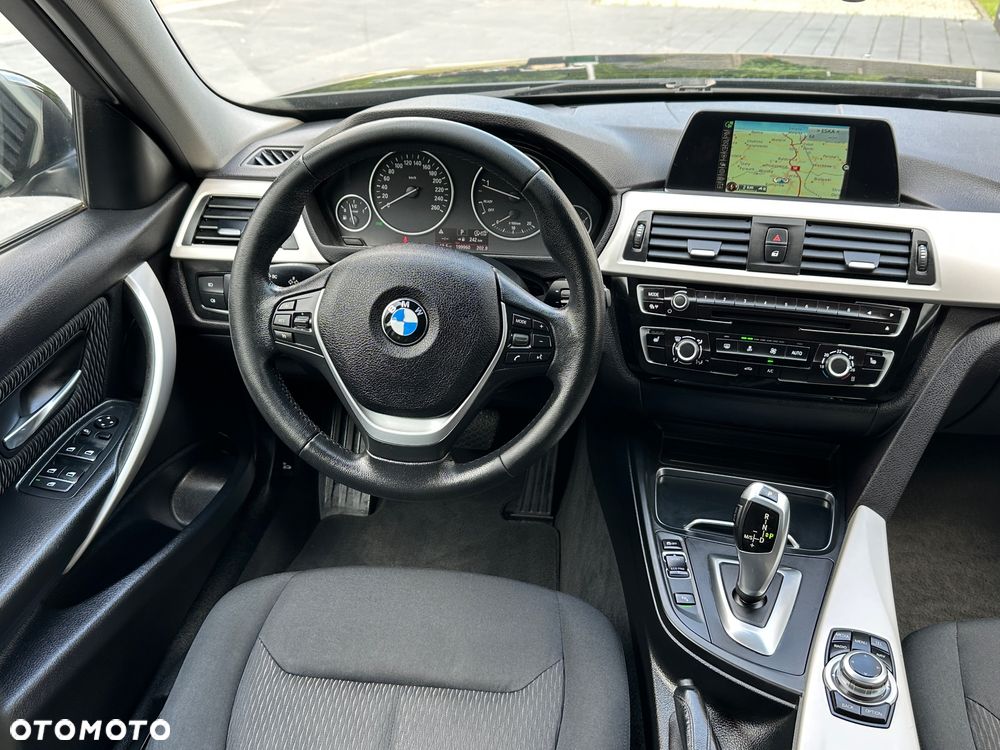 BMW Seria 3 - 15