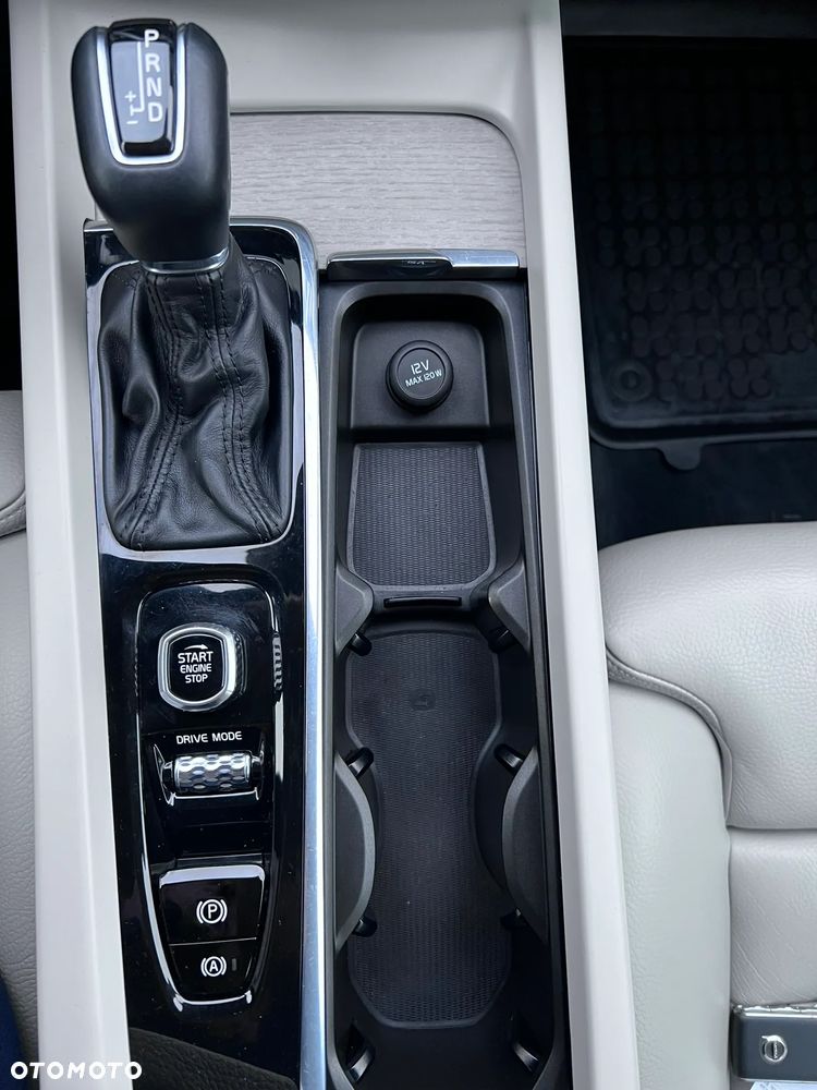 Volvo XC 60 - 12
