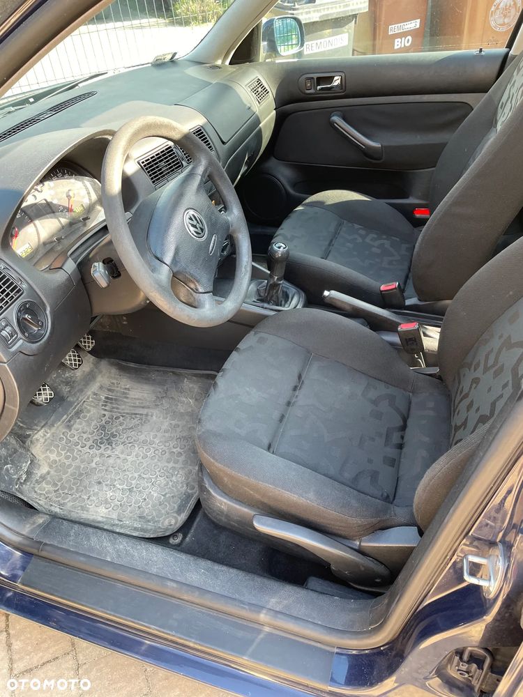 Volkswagen Golf 1.9 TDI Comfortline - 10