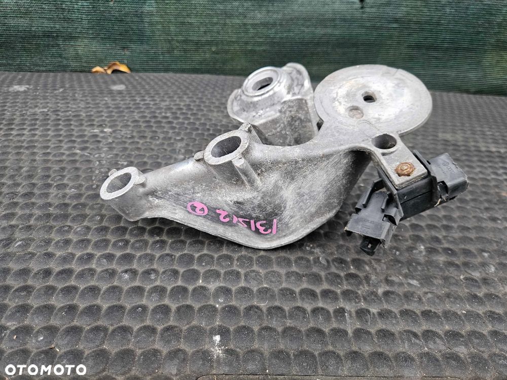 Łapa Mocowanie 8E0199351K 8E0199352K Wspornik Silnika Podpora Poduszki Drażka 2.7 3.0 TDI 3.2 FSI Audi A4 B7 Seat Exeo - 39