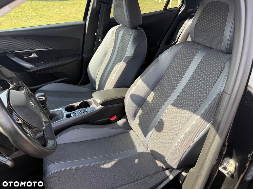 Peugeot 2008 BlueHDi 100 STOP & START Active - 16