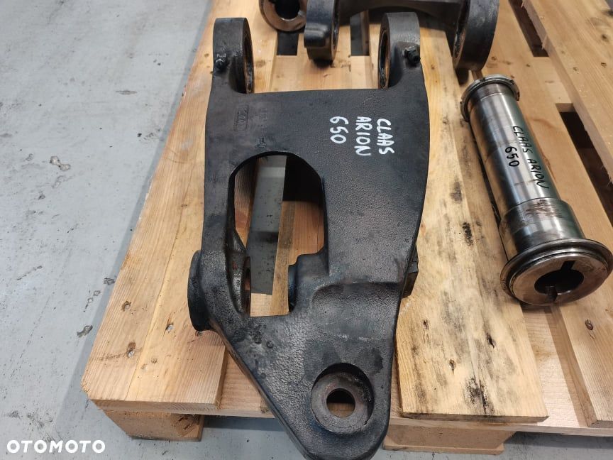 Steyr CVT 6195 {Wahacz dolny osi Carraro 12047 12048} - 12