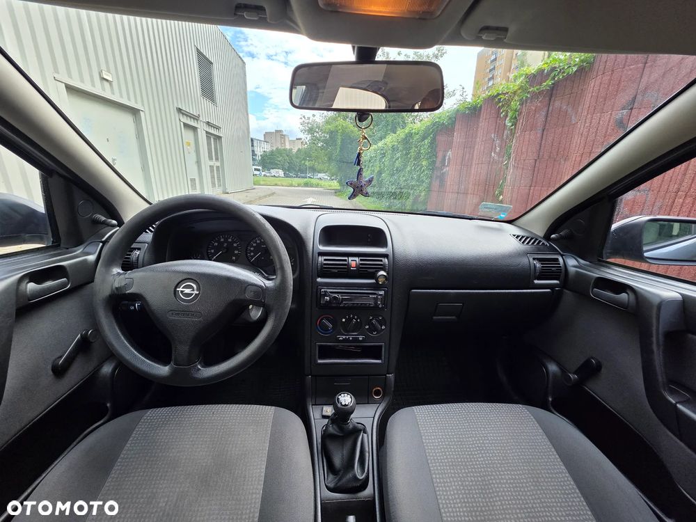 Opel Astra 1.4 Essentia - 5