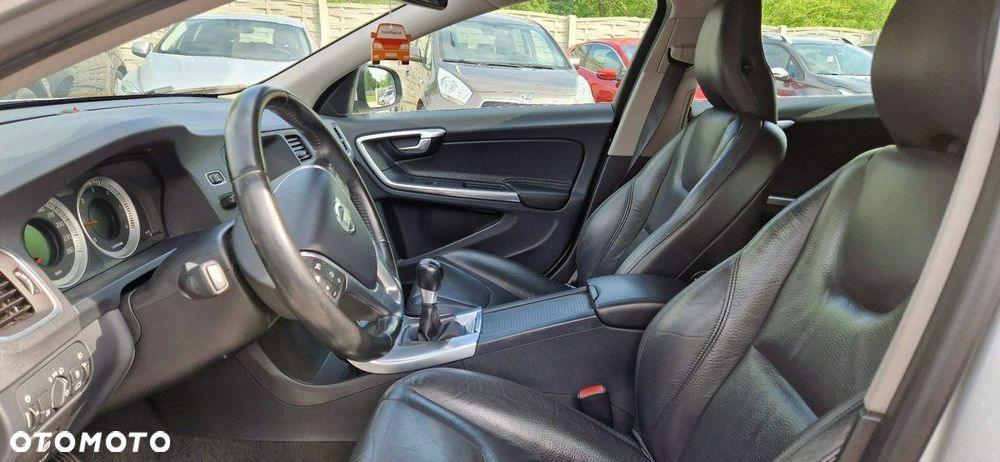 Volvo V60 - 18