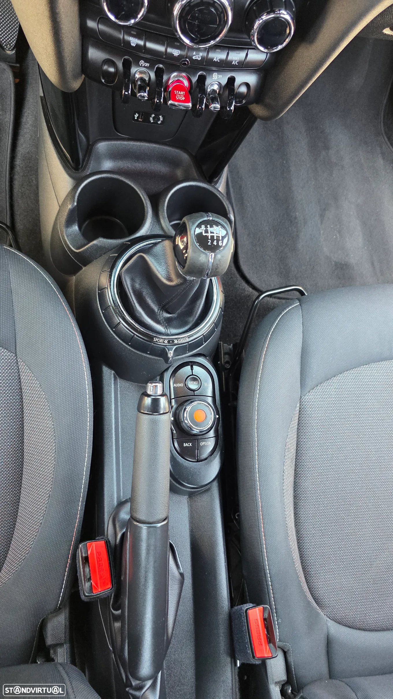 MINI 5 Portas One D - 24