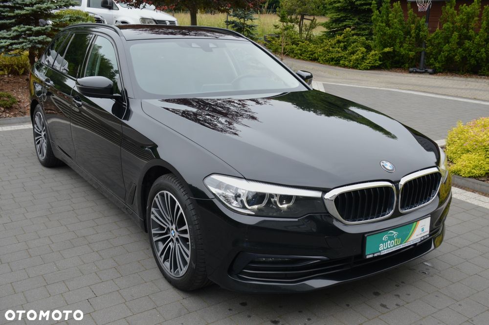 BMW Seria 5 520d xDrive Sport Line sport - 10