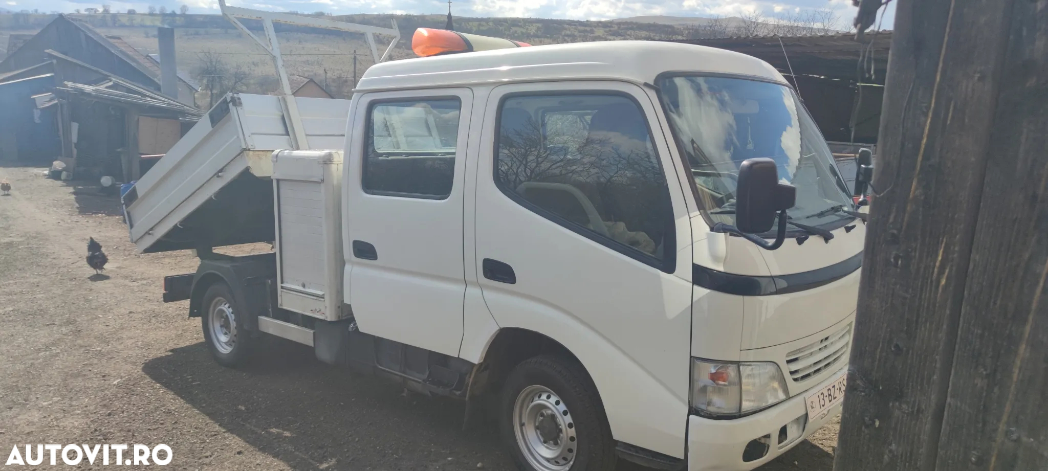 Toyota Dyna - 3