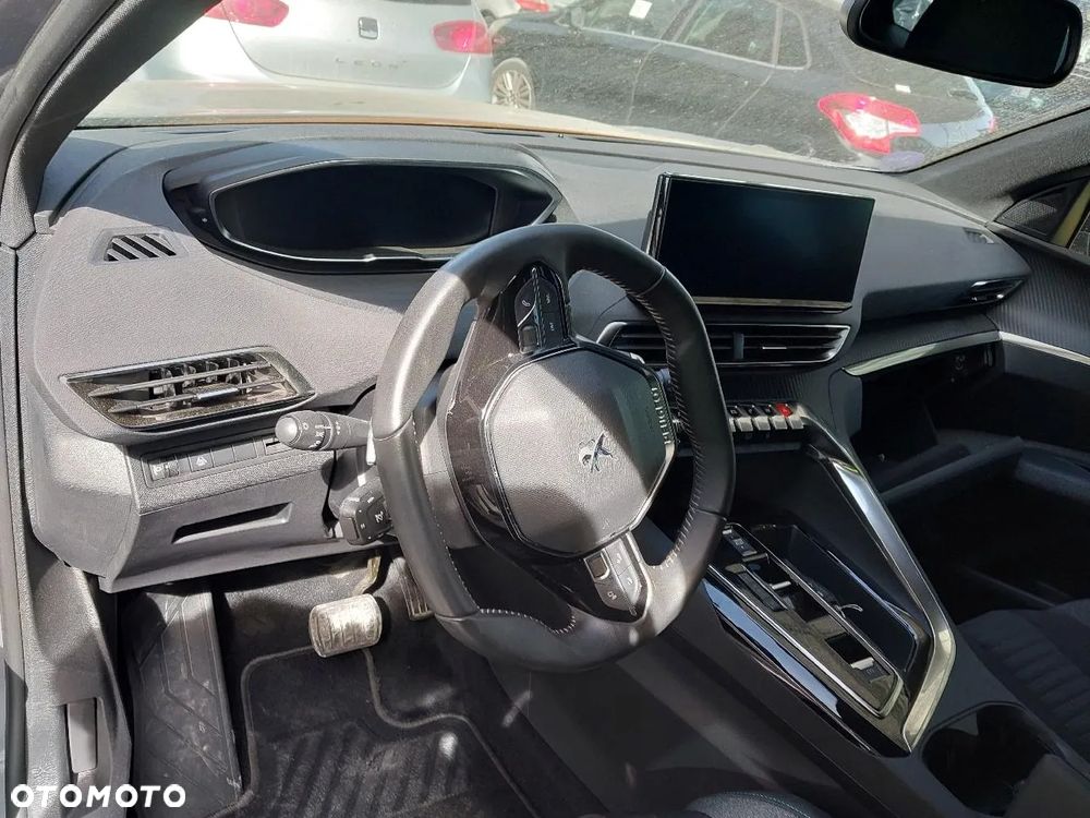 Peugeot 5008 - 9