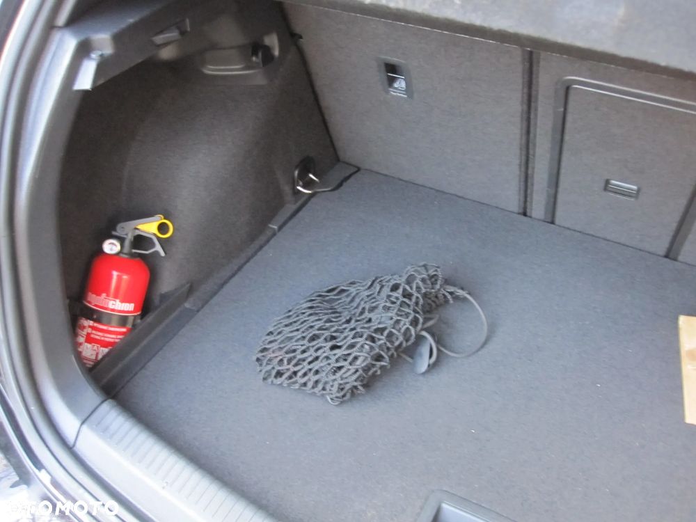 Volkswagen Golf - 17