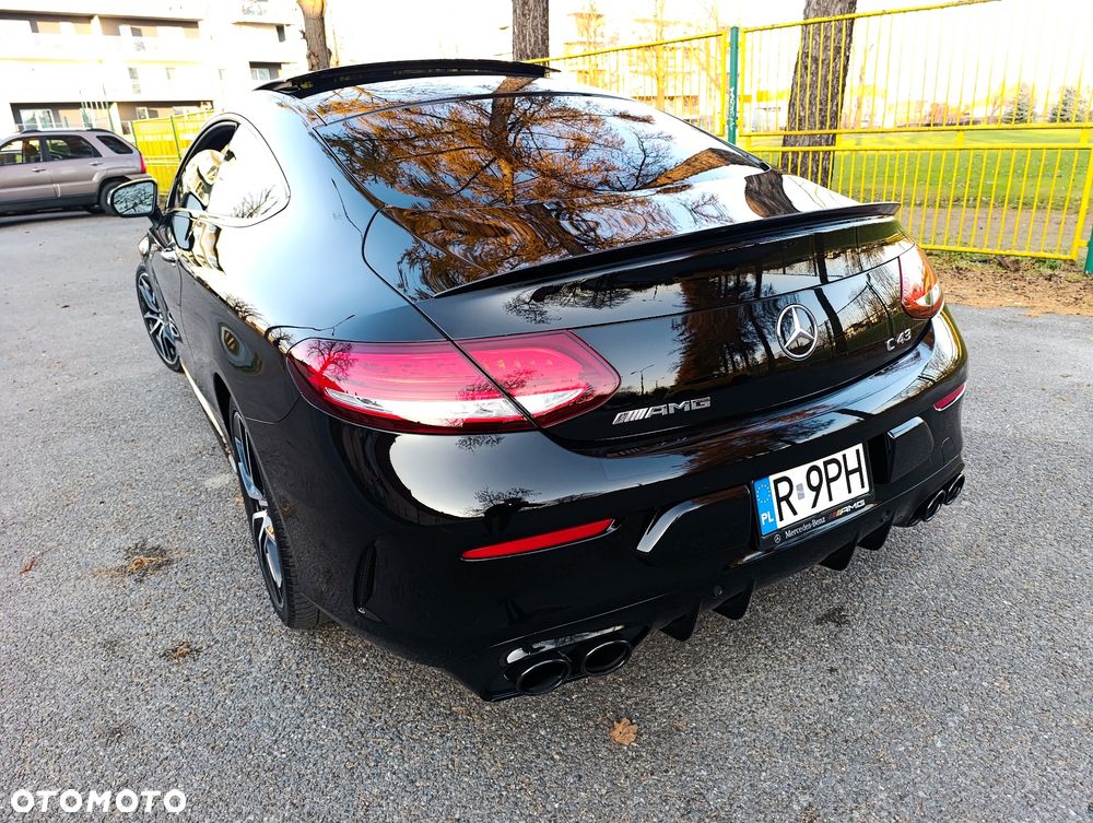 Mercedes-Benz Klasa C AMG 43 4Matic AMG Speedshift TCT 9G - 19