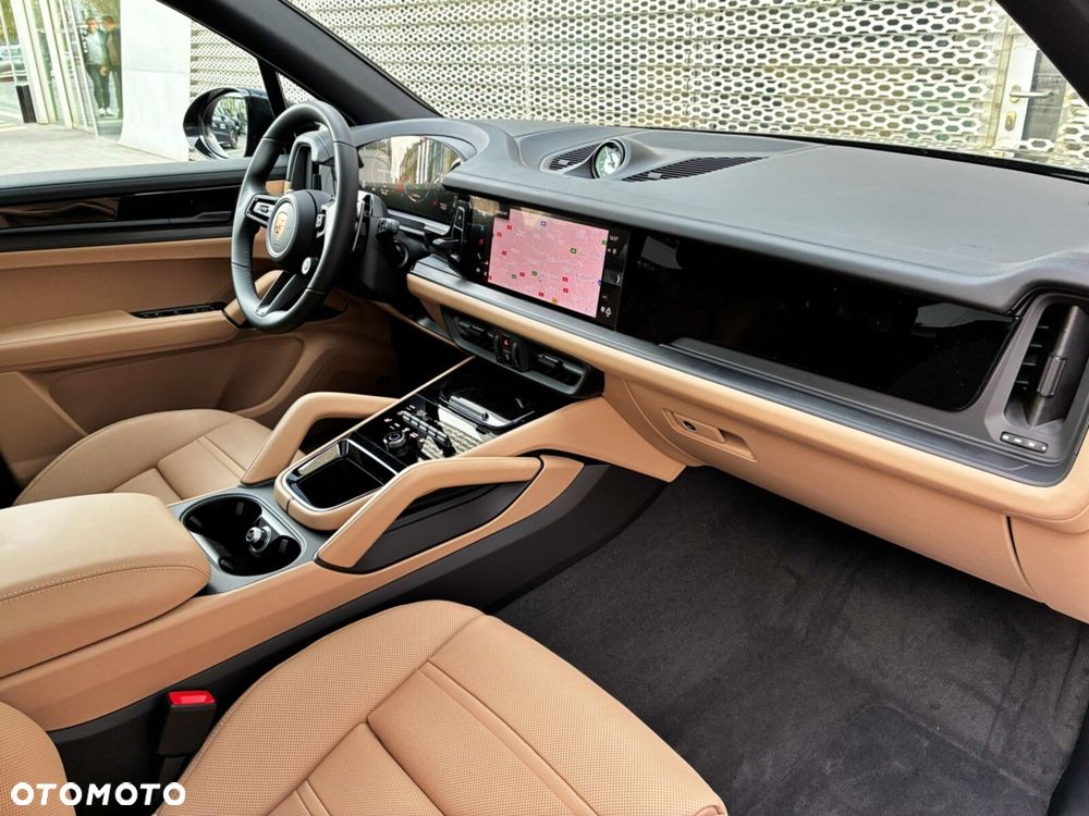 Porsche Cayenne - 19