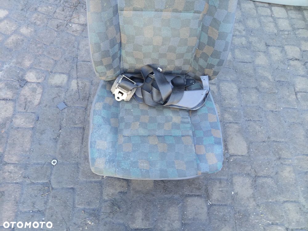 FOTEL KIEROWCY MERCEDES VITO 638 - 2
