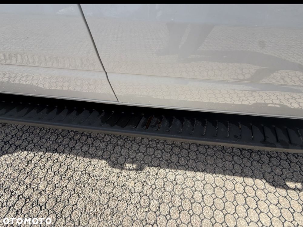 RAM 1500 Crew Cab Shortbed Laramie - 7