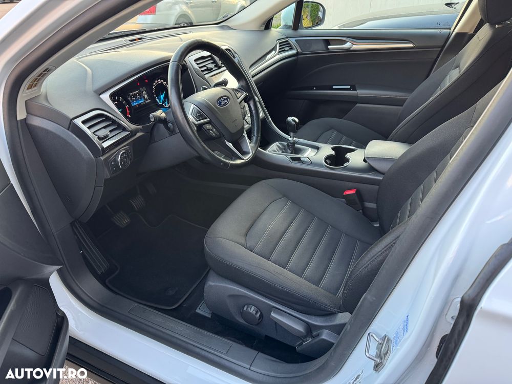 Ford Mondeo 2.0 EcoBlue Business Edition - 29