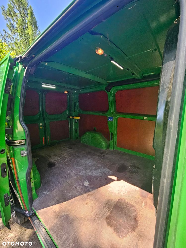 Ford Transit Custom - 11